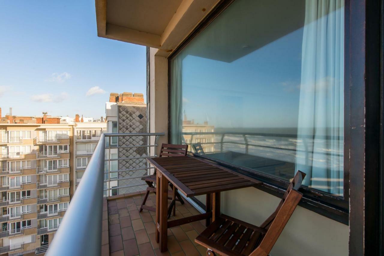 Cosy Studio With Sea View In Остенде Екстер'єр фото
